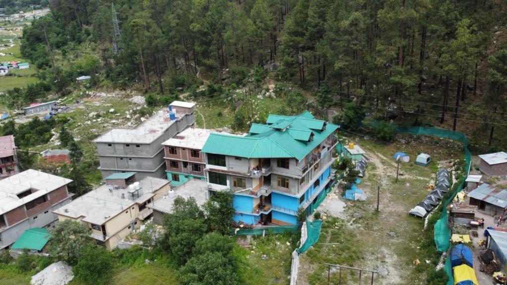 Majestic Mountain Bhaiji Guest House Kasol Exterior photo