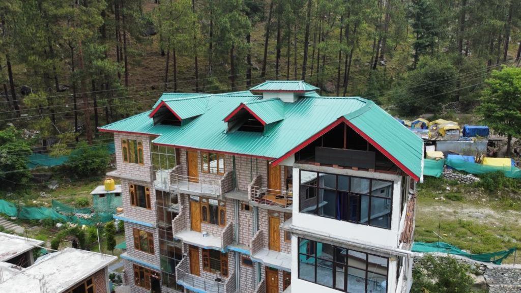 Majestic Mountain Bhaiji Guest House Kasol Exterior photo